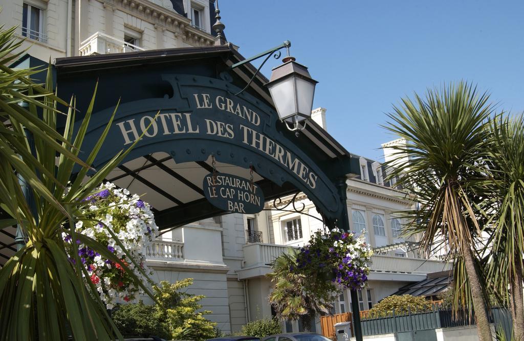 Grand Hotel Des Thermes Saint-Malo Bagian luar foto